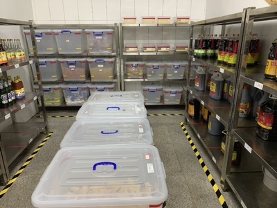 餐飲中心有序做好開學初準備工作