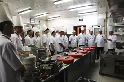 餐飲經(jīng)營:優(yōu)秀的廚師是怎樣開會的,值得借鑒