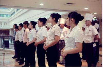 餐飲管理三板斧